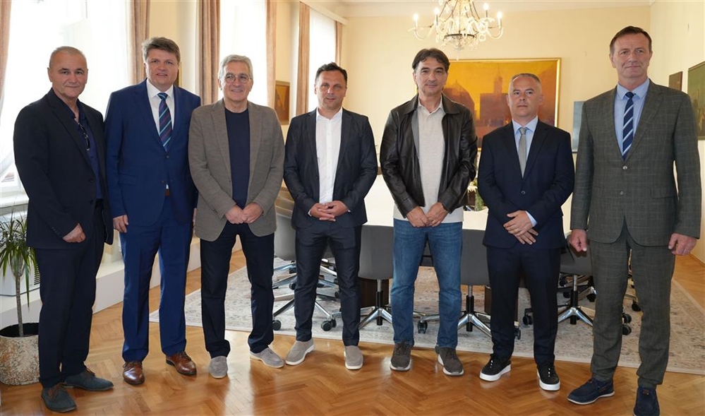 Varaždin odaje priznanje svojim trenerima - gradonačelnik Bosilj ugostio istaknute nogometne stručnjake