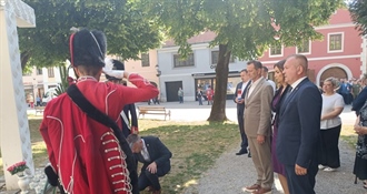 Varaždinska županija i Grad Varaždin polaganjem vijenaca i otvorenjem izložbe fotografija  obilježili Dan državnosti