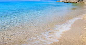 Nevjerojatan incident na plaži - Gol sjedio u autu i masturbirao pred ženom