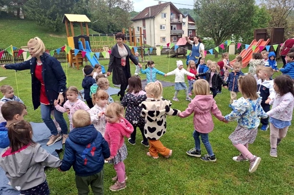 Novo ulaganje u najmlađe: Varaždinskim Toplicama odobreno više od 22 tisuće eura za dječje igralište