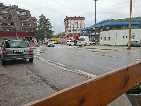 Žena ozlijeđena u naletu automobila u centru Huma na Sutli