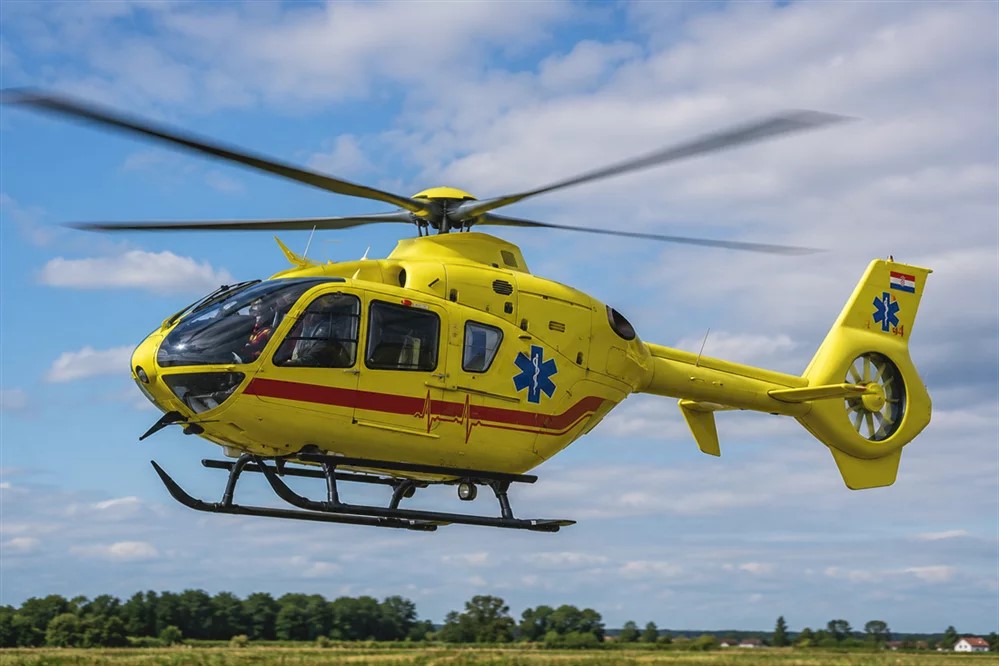 Kvar na romobilu doveo do pada - 12‑godišnjakinja prevezena helikopterom u Zagreb