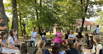 Počinje četvrto izdanje Girls Code Campa - djevojke iz cijele Hrvatske uče o tehnologiji, inovacijama i održivoj mobilnosti