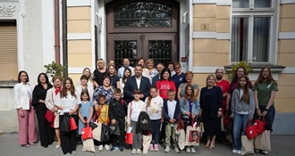 Župan Golubić upriličio prijem za učenike i mentore – njihovi radovi izabrani na natječaju „Naslovnica budućnosti“