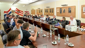 Župan Stričak s gradonačelnicima/cama i načelnicama/ima održao radni sastanak na temu priuštivog stanovanja i izrada novih prostornih planova