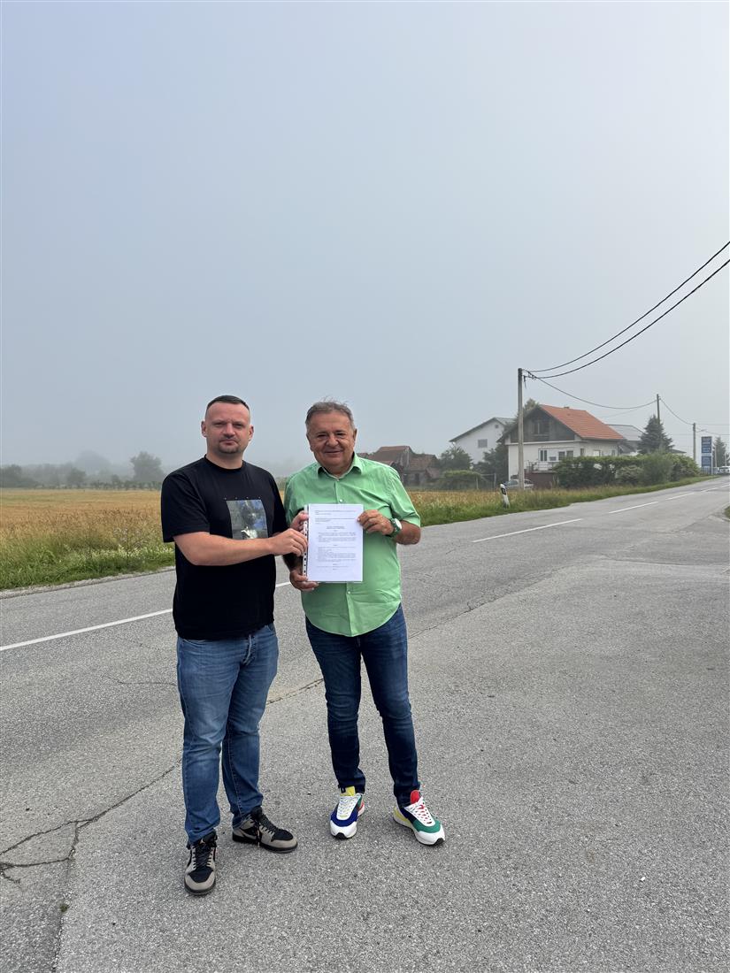 U Oroslavju investicije ne staju: Gradonačelnik Šimunić potpisao ugovor za izgradnju nogostupa u Stubičkoj Slatini vrijedan preko 178 tisuća eura
