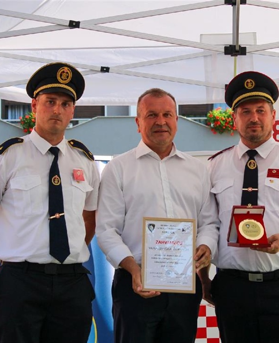 DVD Struga svečano obilježio 80 godina djelovanja: okupljeno više od 200 vatrogasaca iz četiri županije i slovenije