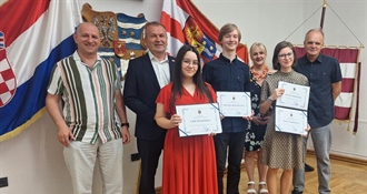 Ozana, Lana i Matej osvojili čak četiri medalje na međunarodnim natjecanjima - nagrade im uručio župan Stričak