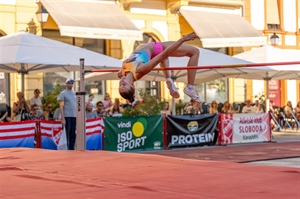 Varaždinski Korzo transformiran u atletsku arenu: Jana Koščak i Klemen Modrijančić pobjednici atletskog spektakla "Korzo Jump 2026"