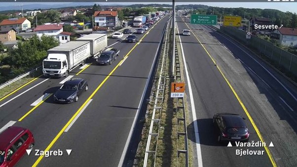HAK upozorava: Kolone i gužve na cestama, prema Zagrebu vozi se jednim trakom uz ograničenje od 40 km/h