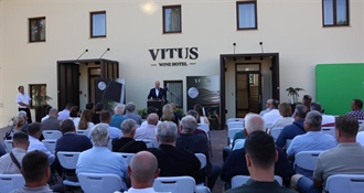 Župan Kolar na otvorenju hotela i vinarije Vitus: Zagorje jača vinsku i turističku ponudu