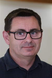 Kad općina postane obiteljski bankomat: Načelnik potpisao poticaj vlastitoj supruzi