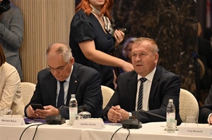 Župan Stričak u Đakovu: Među prioritete uvrstiti geotermalni potencijal, pokrenuta anketa za građane o potrebama stanovanja