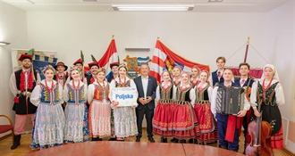 U atriju Županijske palače se pjevalo i plesalo, župan Stričak priredio prijem za sudionike COFA Festivala
