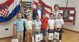 Župan Stričak priredio prijem za učenike OŠ Visoko, osvajače pet prvih mjesta na državnom natjecanju GlagoMatika