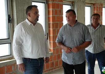 Župan Golubić u posjetu Općini Gornja Rijeka – obišao školu i ambulantu i razgovarao o važnim projektima