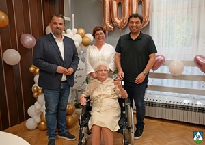 Marija Sačer u koprivničkom Domu proslavila 100. rođendan, čestitao joj i župan Golubić