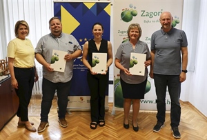 Župan Kolar uručio 36 tisuća eura potpora proizvođačima zagorskih štrukli i mlinaca