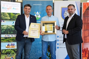 Najbolja vina Podravine i Prigorja: Prestižnu titulu “Županovo vino 2026.“ osvojio chardonnay OPG-a Bože Divjačkog