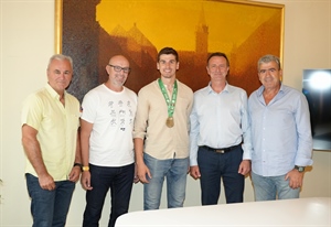 Gradonačelnik Bosilj održao prijem za Enesa Garibovića nakon osvajanja srebrne medalje na Svjetskoj karate ligi u Meksiku