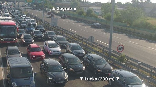 Gužve na cestama diljem Hrvatske: Na Lučkom kolone do 12 kilometara