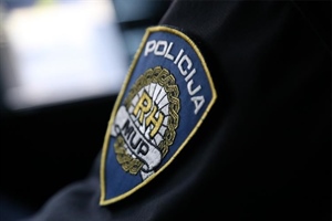 Rekorder dana: Vozio s 2,96 promila, nije stao policiji i vrijeđao službenike