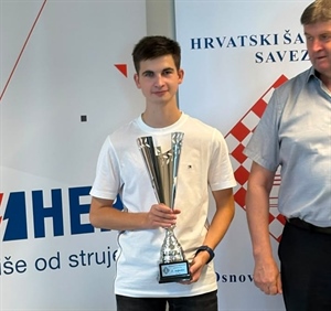 Još jedan povijesni uspjeh mladog šahista iz Breznice