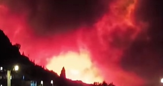 Pakao u Omišu: Vatra došla do centra grada, ozlijeđeno 19 ljudi, evakuirano ih 200, izgorjele kuće, auti, brodovi