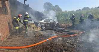 MA JE LI I TO MOGUĆE: Auto se sam zapalio od vrućine