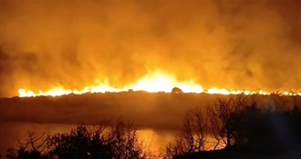 Teška noć na Dugom otoku: Vatrogascima posao otežava nepristupačan teren