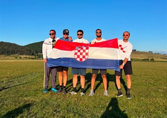 Nikola Frančić europski prvak u aeromodelarstvu, zlato su osvojili i ekipno