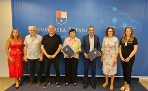 Župan Posavec potpisao ugovor: Dograđena OŠ Prelog i sportska dvorana Graditeljske škole dobivaju novu opremu