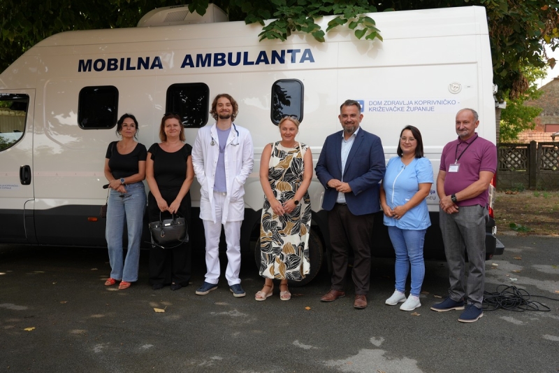 Župan Golubić obišao mobilnu ambulantu u Sirovoj Kataleni: Važan iskorak u približavanju zdravstvene skrbi