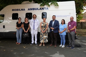 Župan Golubić obišao mobilnu ambulantu u Sirovoj Kataleni: Važan iskorak u približavanju zdravstvene skrbi