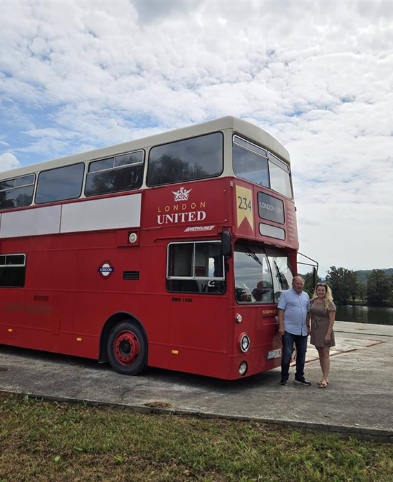 U subotu, 29. kolovoza svi putevi vode na Bajere: Veliko otvorenje London Bus Caffe-a – evo što vas sve očekuje