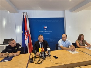 Posavec najavio novosti za 13.000 učenika: Besplatan prijevoz, financijske potpore i gotovo 40 školskih projekata