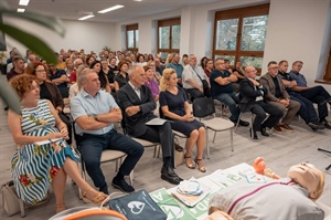 Održana edukacija za ravnatelje osnovnih i srednjih škola Varaždinske županije o postupanju u kriznim i hitnim edukacijama