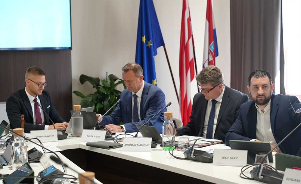 Gradsko vijeće Grada Varaždina: Rebalansom povećan proračun, više sredstava za nabavu vatrogasne opreme i dogradnju DV u Dravskoj