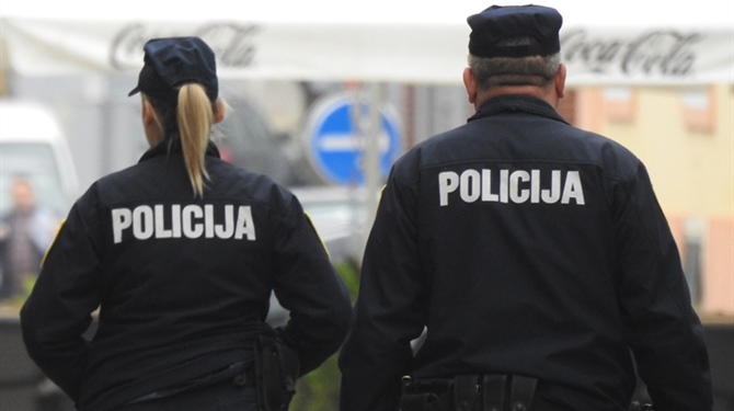 U Đurmancu i Oroslavju pijani skrivili prometne nesreće – u jednoj ozlijeđeni i maloljetnici, u drugoj vozač pobjegao, ali ga je policija pronašla