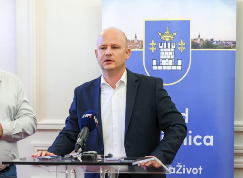 Mišel Jakšić o dovozu otpada iz Varaždina i Gospića: Spremni smo kamionima Komunalca, Kominga i KC blokirati prilaze Piškornici