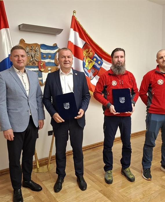 Novo vozilo za HGSS Stanicu Varaždin uz potporu Varaždinske županije