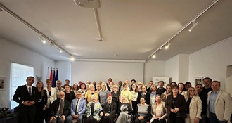 Župan Posavec i gradonačelnica Cividini na svečanom prijemu zahvalili umirovljenim djelatnicima škola na njihovom doprinosu zajednici