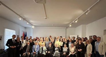 Župan Posavec i gradonačelnica Cividini na svečanom prijemu zahvalili umirovljenim djelatnicima škola na njihovom doprinosu zajednici