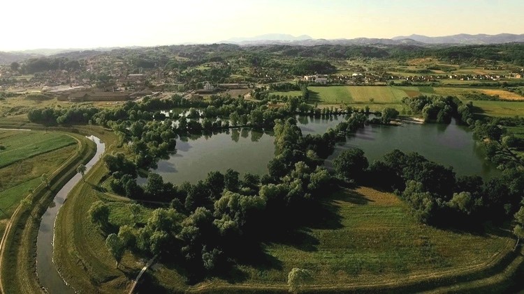 Dani piva na Bajerima: Sutra svečano otvorenje i koncert grupe Vatra