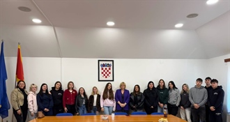 Dječji tjedan u Konjščini: Učenici s načelnicom razgovarali o budućnosti mjesta i iznijeli svoje prijedloge