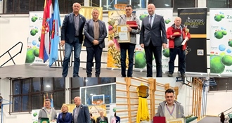 Šampion ovogodišnje izložbe meda je Josip Krog iz Štuparja