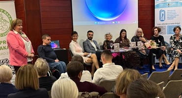 U Krapinskim Toplicama predstavljena knjiga “Cvijet iz betona“ , koja govori o snazi i hrabrosti žena s rakom dojke