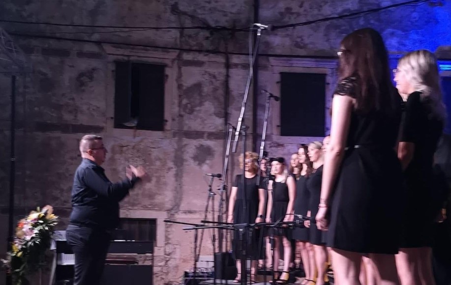 Deset godina pjesme i zajedništva: Pjevački zbor „Đuro Prejac” Desinić slavi veliki jubilej