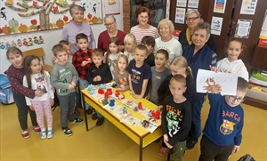Međugeneracijska suradnja na djelu: Udruga žena „Naši cajti” održala kreativnu radionicu za najmlađe školarce