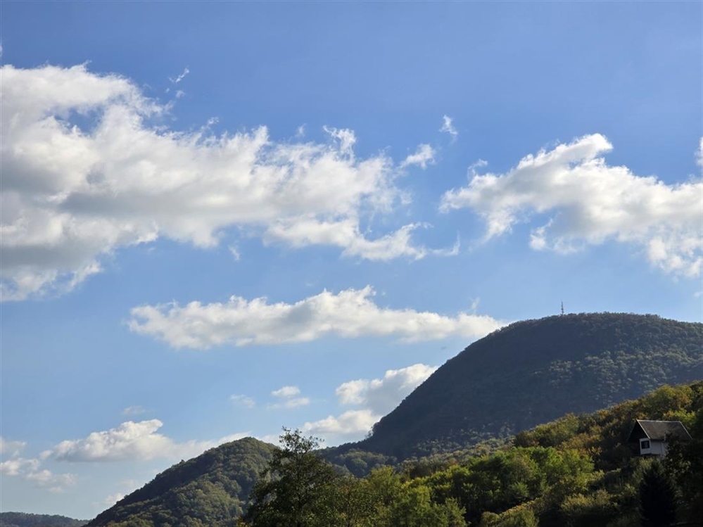 Prvo jutro u minusu, poslijepodne naoblačenje, moguće i malo kiše